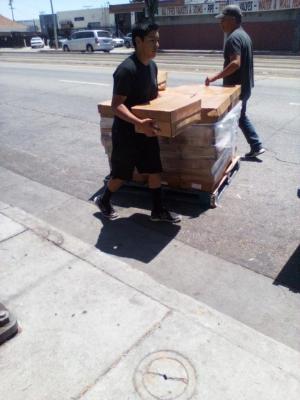 loading-900-lbs-of-chicken